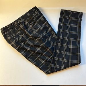 White House Black Market Black pants plaid with yellow white Size 6